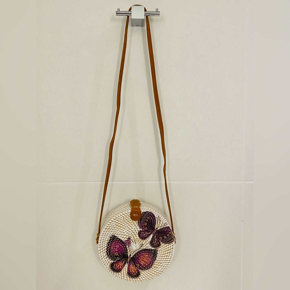 Woven Round Bali Bag - Picture 2 of 7